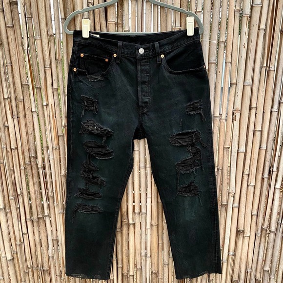 Levi’s 501 RARE Ultra Destroyed High Rise Skinny - Picture 4 of 10